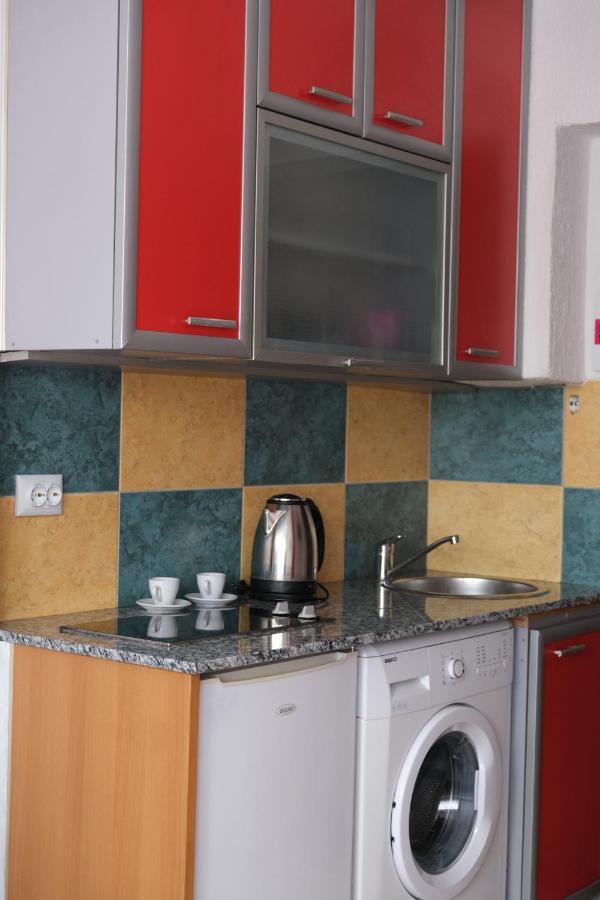 Zogu Apartments - Downtown Pristina Kültér fotó